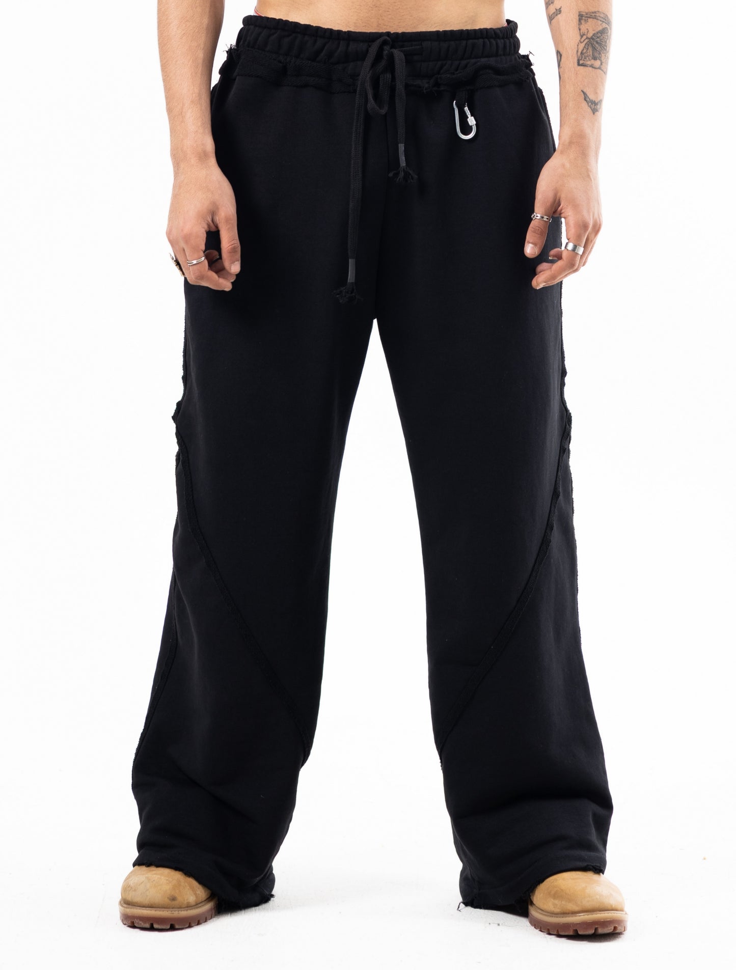 Signature Wide-Leg Pants